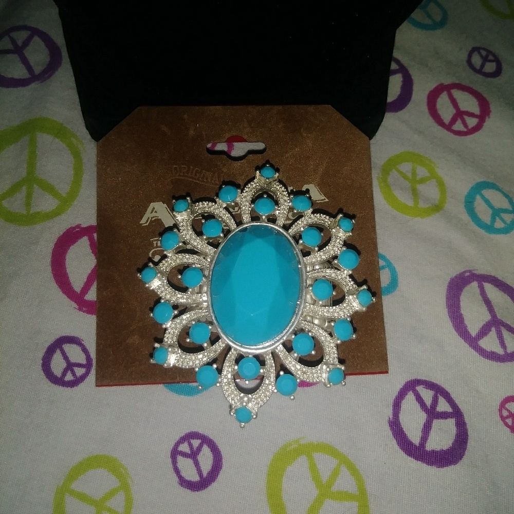 Stretchy ring